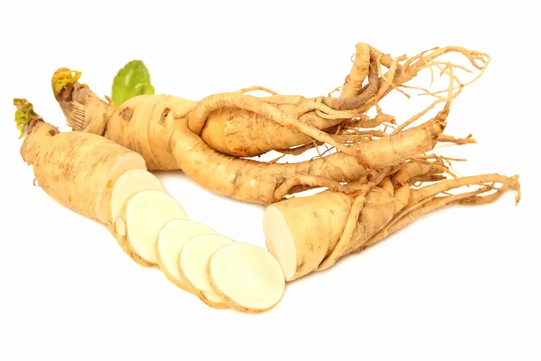 Ρίζα ginseng στις κάψουλες του zxcvbnmqwert